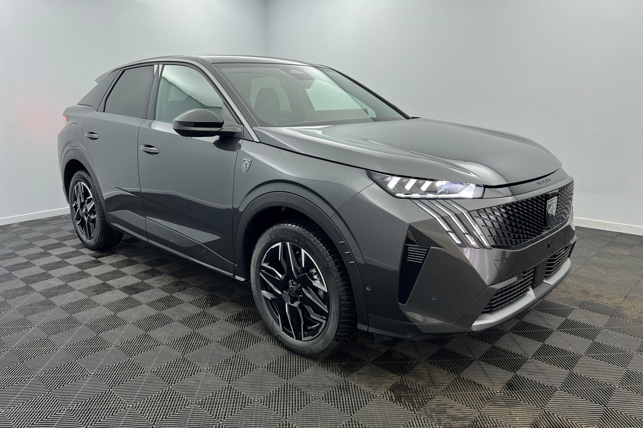 PEUGEOT 3008 Hybrid 145 e-DCS6 — photo 3