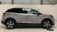 Peugeot 3008 HYBRID4 300ch Roadtrip e-EAT8 — photo 4
