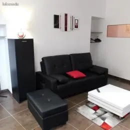 A louer : appartement meublé de plain-pied