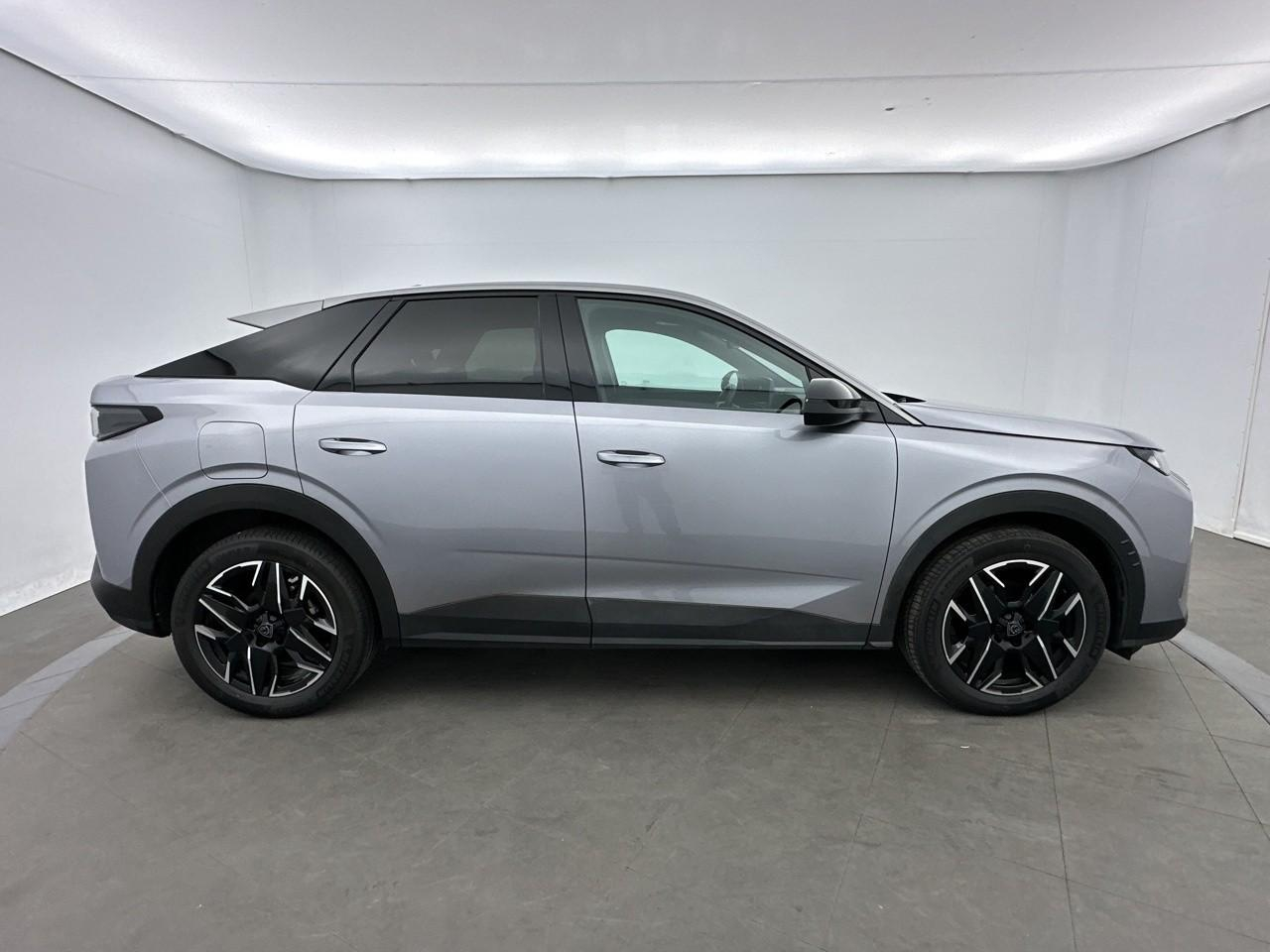 Peugeot 3008 hybrid 145 e-dcs6 allure — photo 4