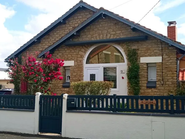 Maison en pierre Thouars 79