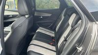 Peugeot 3008 HYBRID 225ch GT e-EAT8 — photo 13