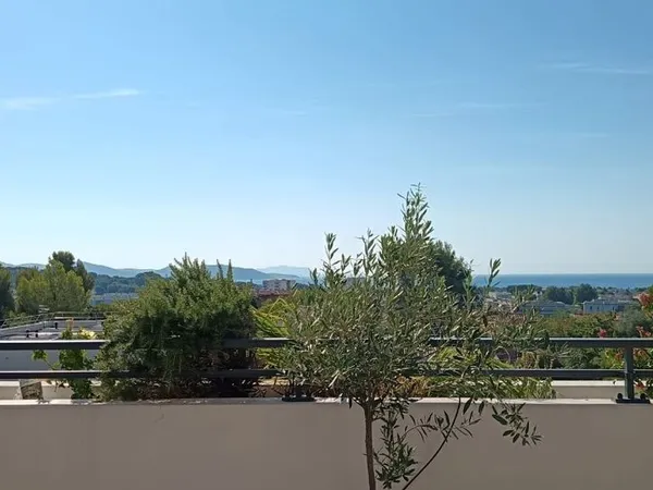 Appartement récent t3 - vue mer exceptionnelle
