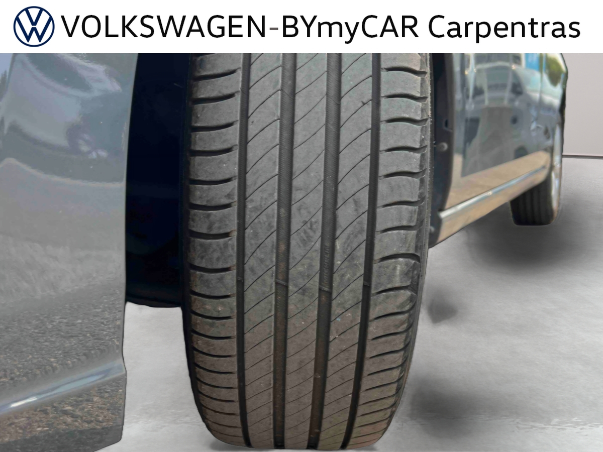 Volkswagen Golf 1.0 eTSI OPF 110 DSG7 — photo 9