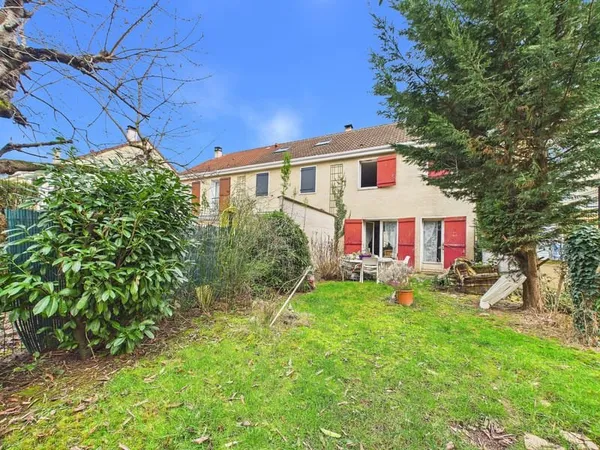Maison à rafraîchir Proche Gare & Écoles Rare sur le secteur !