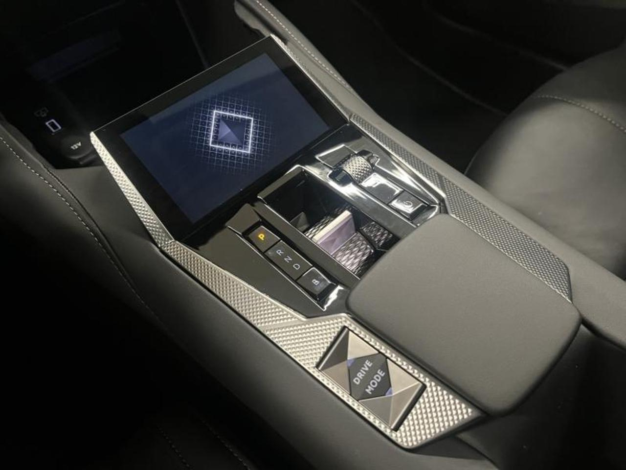 Ds Ds 4 e-tense 225ch rivoli — photo 15