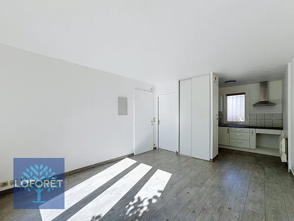 Studio 1 pièce 26 m²