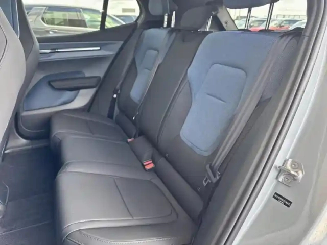 Volvo Ex30 cross country twin performance 428ch ultra — photo 6