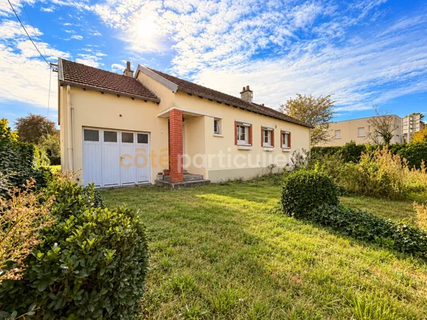 AMBOISE - MAISON DE PLAIN-PIED AVEC JARDIN - BEAU POTENTIEL