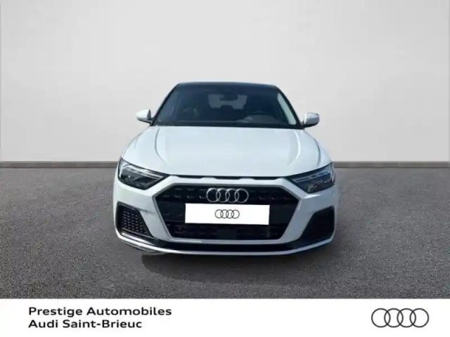 Audi A1 sportback 25 tfsi 95ch design s tronic 7 — photo 2