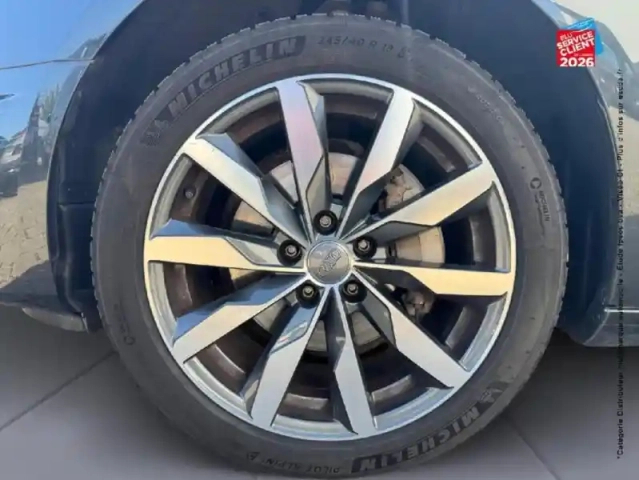Audi A4 avant 40 tdi 190ch design stronic 7 — photo 10