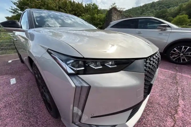 Ds Ds 4 hybride 136 e-dct6 — photo 29