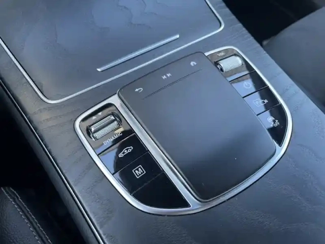 Mercedes Glc 300de 4matic suv amg line — photo 15