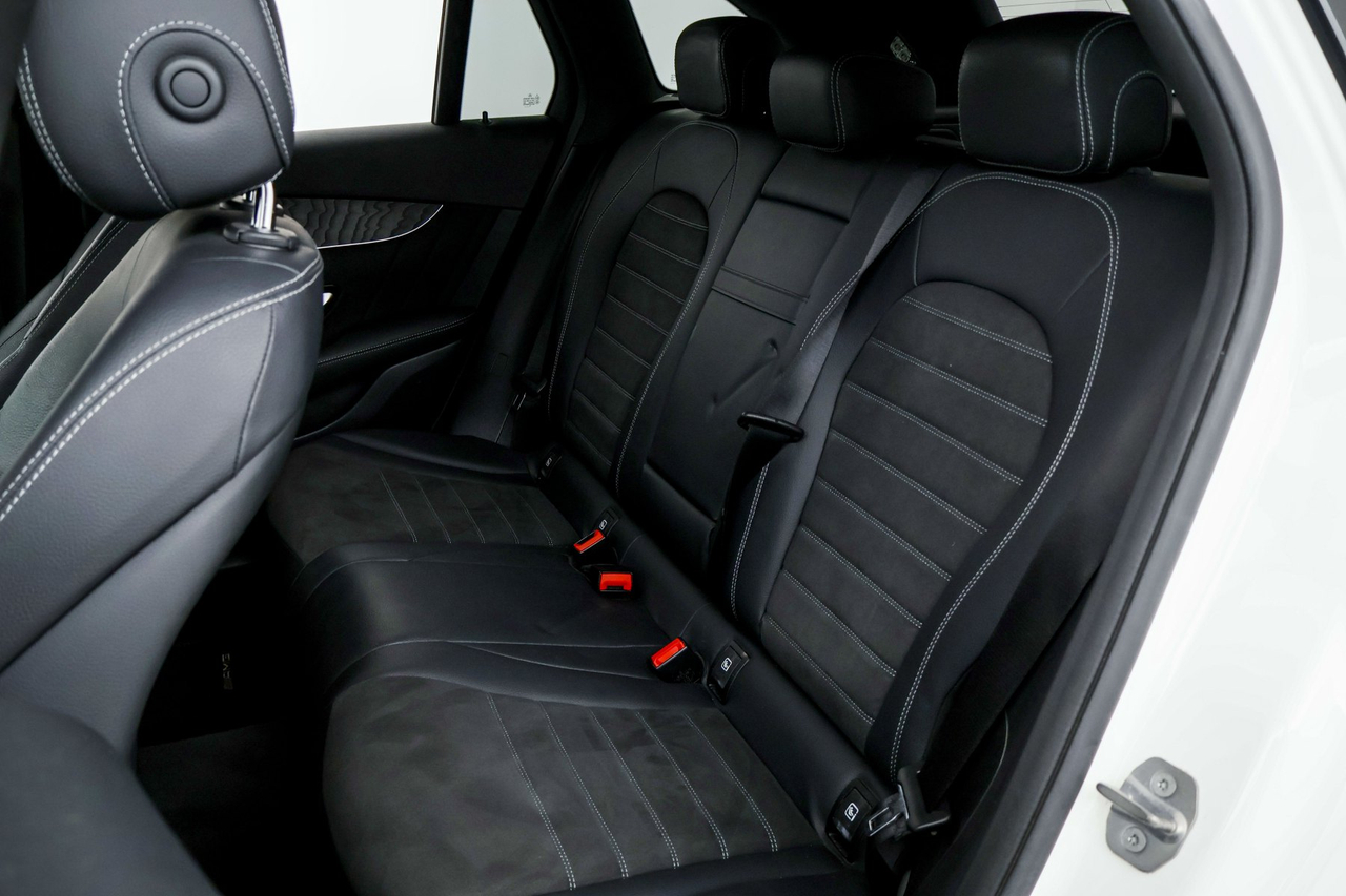 Mercedes GLC — photo 33