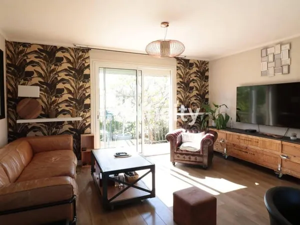 Villa 7 pièces 155 m²