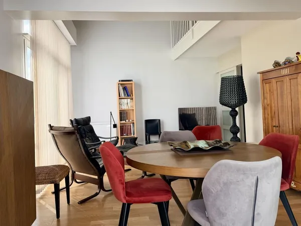 Vends duplex/triplex - 91 m² - 4 pièces, 3 chambres - Bordeaux 33300