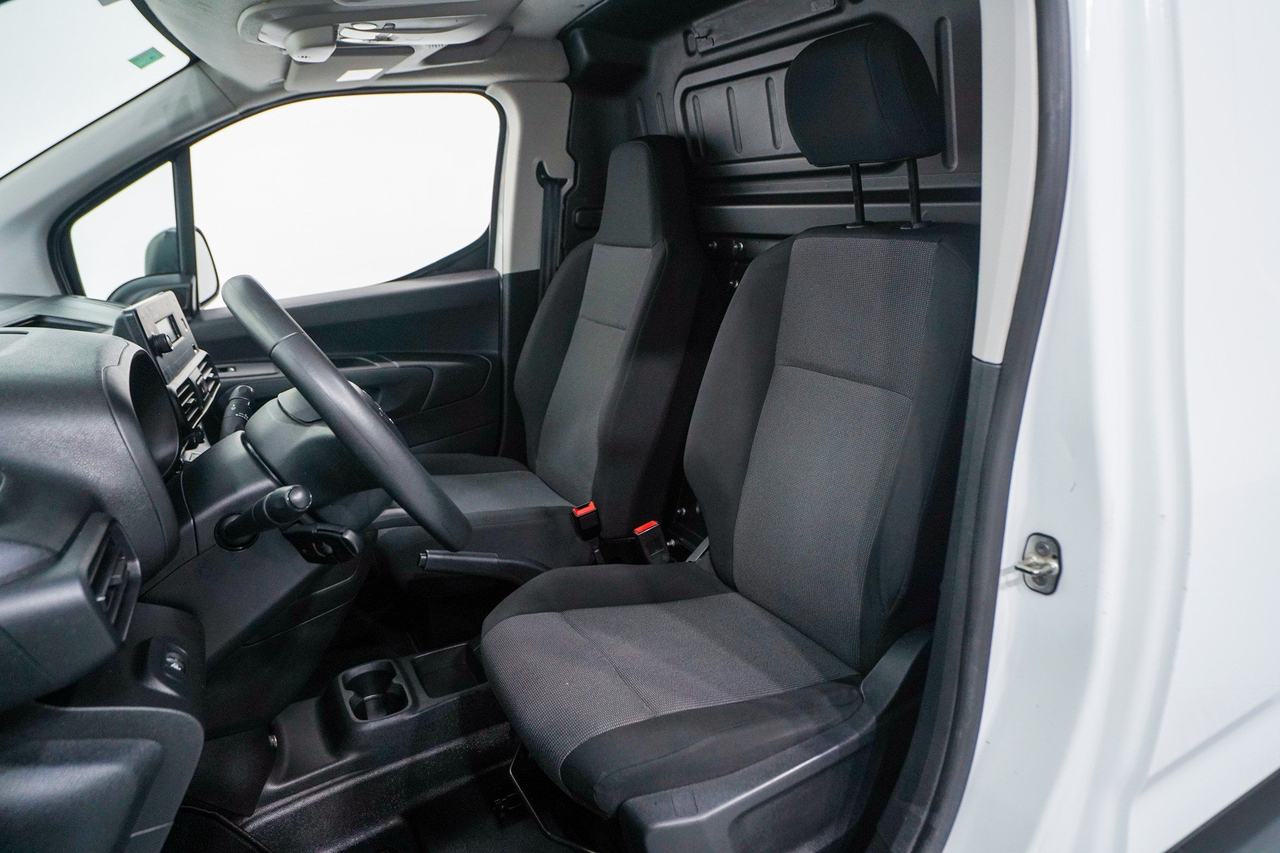 Citroën Berlingo Van — photo 12