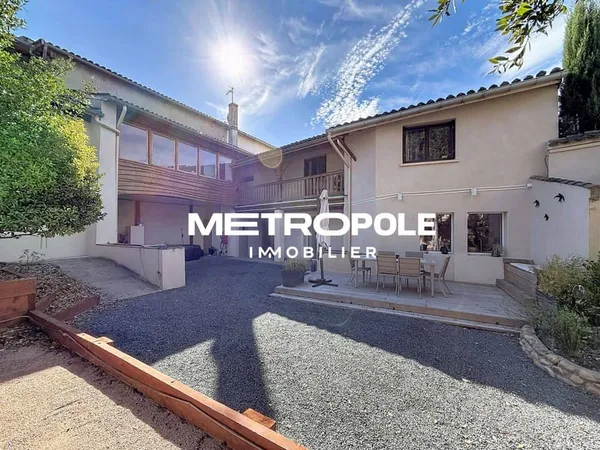 Maison 7 pièces 82 m²