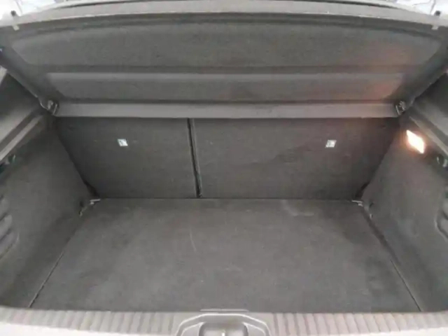 Renault Clio 1.0 tce 90ch techno — photo 9