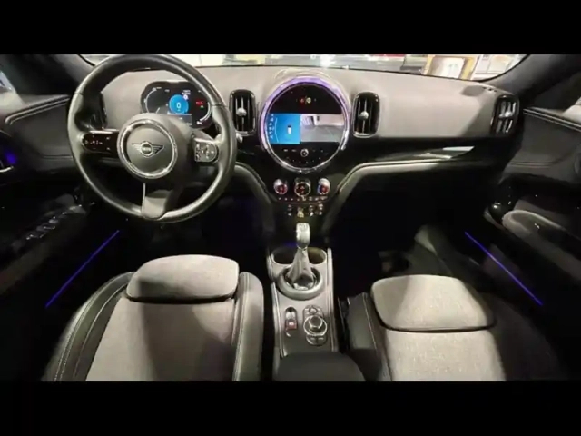 Mini Countryman cooper se 125ch + 95ch  essential all4 bva6 — photo 8