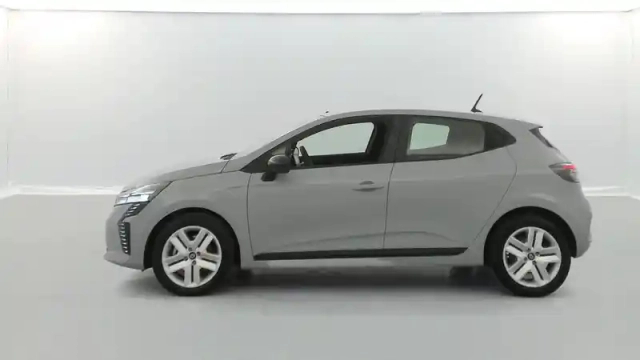 Renault Clio blue dci 100 ch gsr2 — photo 11