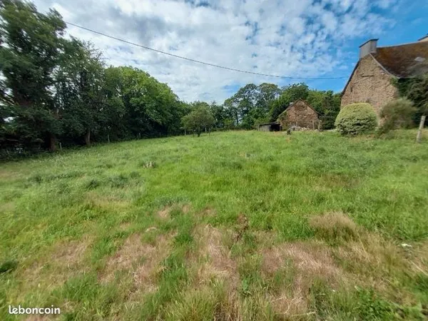 Terrain constructible 1 800 m² - Romagné (35) - Hors lotissement
