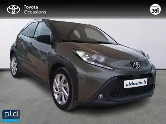 Toyota Aygo x 1.0 vvt-i 72ch design s-cvt — photo 6