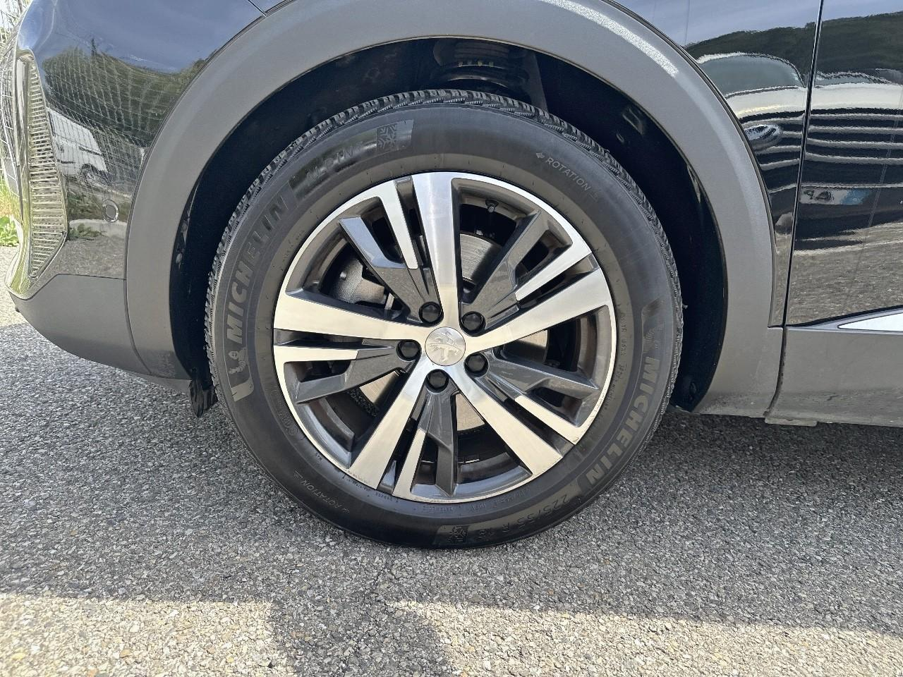 Peugeot 3008 hybrid 225ch allure pack e-eat8 — photo 11