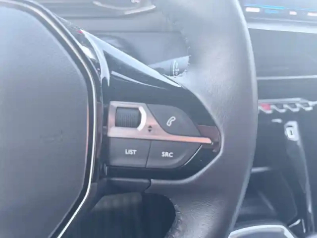 Peugeot 208 puretech 75 s&amp;s bvm5 — photo 73