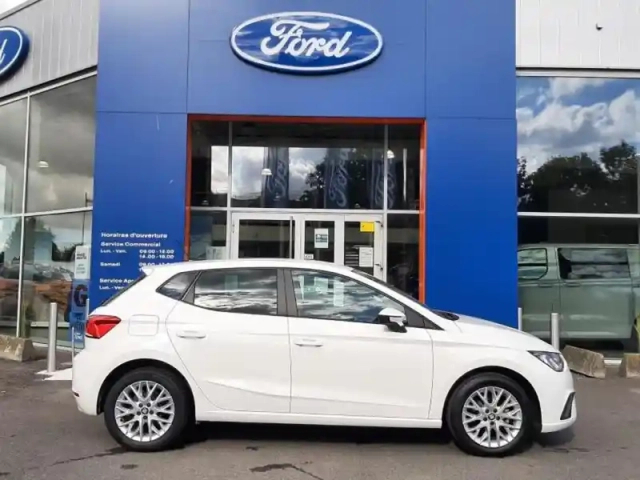 Seat Ibiza 1.0 ecotsi 95ch urban — photo 4