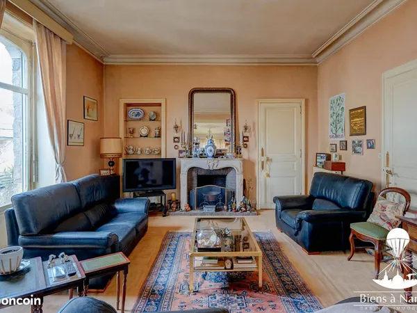 Maison 6 pièces 207 m²