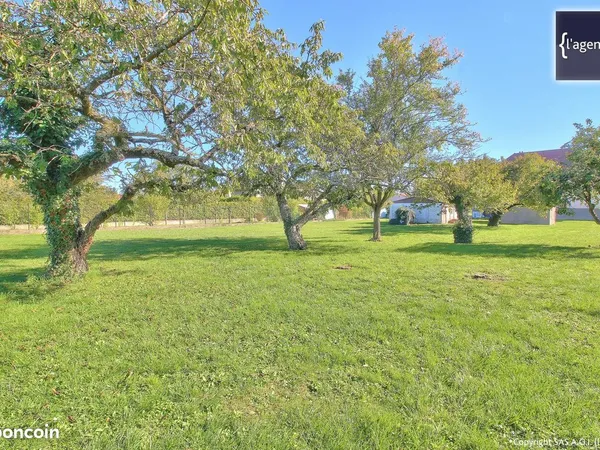 Terrain 1245 m² Mozac