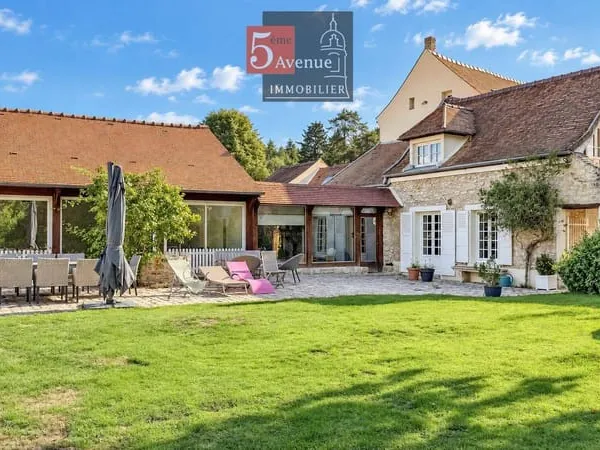 Maison 10 pièces 400 m²