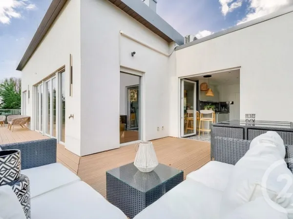 Maison Location Herblay-sur-Seine 8p 176m² 3950€