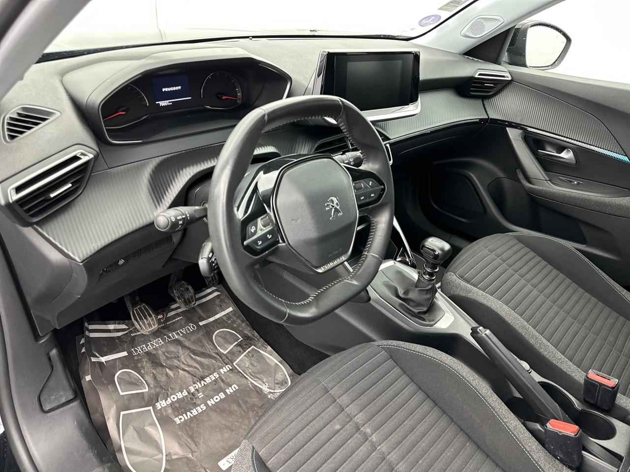 Peugeot 2008 puretech 100 s&s bvm6 style — photo 8