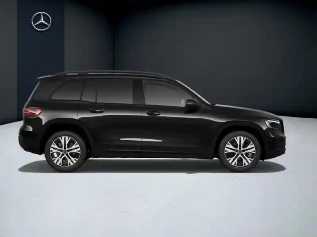 Mercedes Glb 200 d progressive line — photo 6
