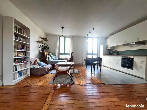 Duplex lumineux et traversant