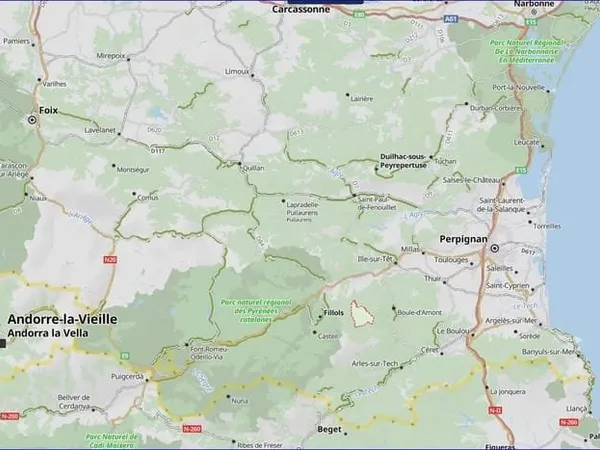 Domaine forestier de 300 hectares, torrent, pisciculture