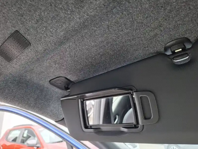Renault Captur tce 90 ch — photo 2