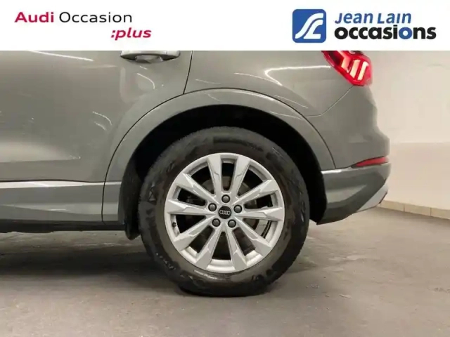 Audi Q3 35 tfsi 150 ch s tronic 7 — photo 19