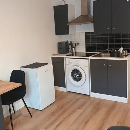 Location studio meublé