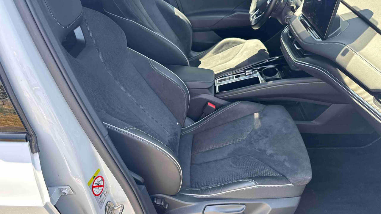 Skoda Enyaq iV 60 — photo 20