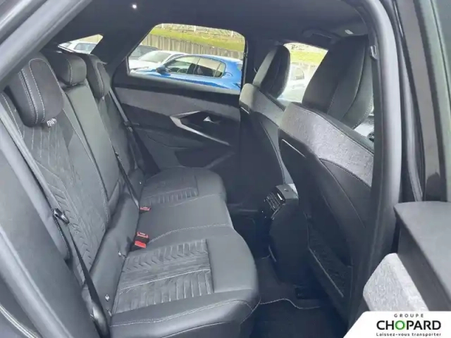 Peugeot 3008 hybrid 145 e-dcs6 — photo 20