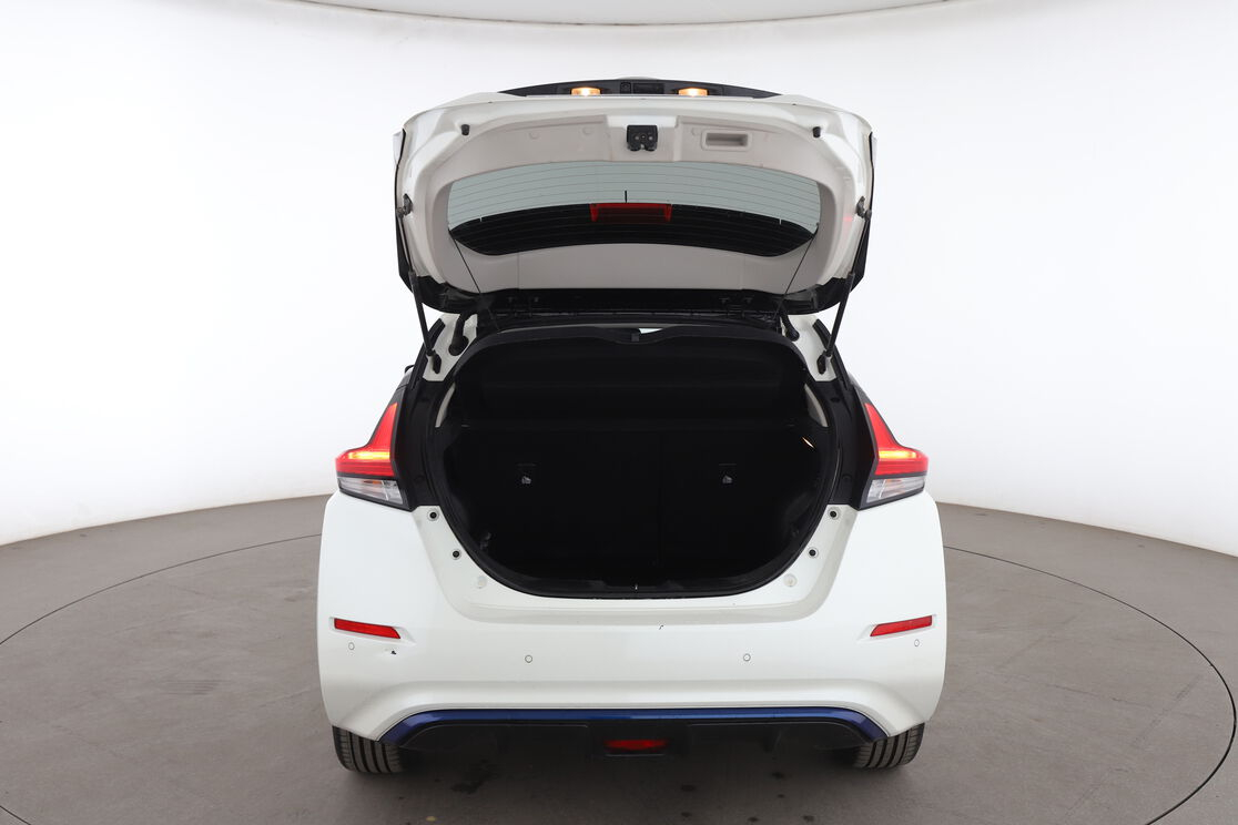 Nissan LEAF 40 kWh N-Connecta — photo 15