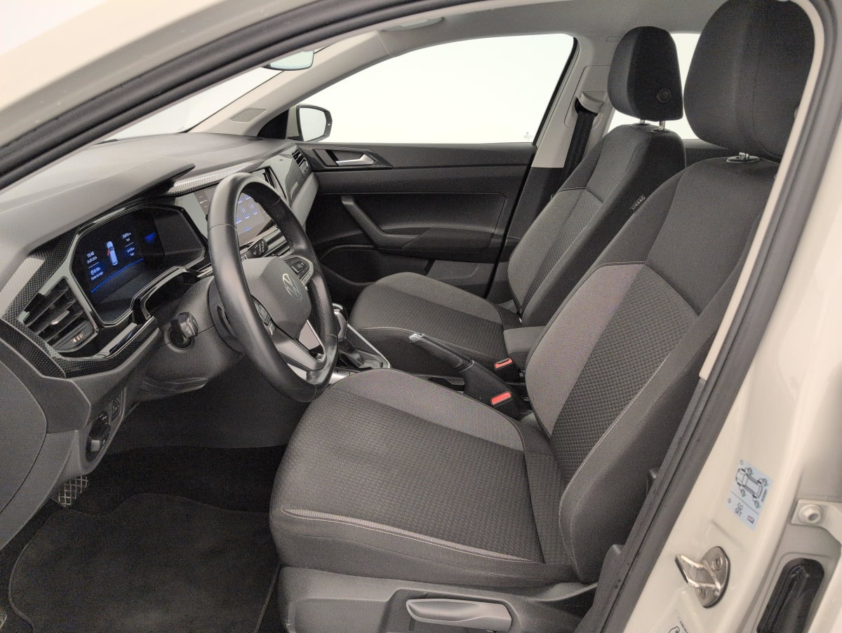 Volkswagen Polo — photo 16