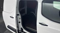 Citroen Berlingo Van M 650kg BlueHDi 100 S&S Driver — photo 13