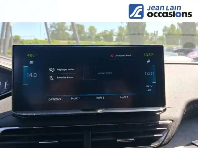 Peugeot 3008 hybrid4 300 e-eat8 — photo 15