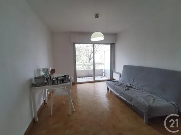 Appartement 1 pièce 18 m²
