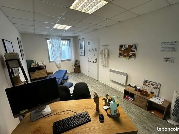 Bureau 30m²
