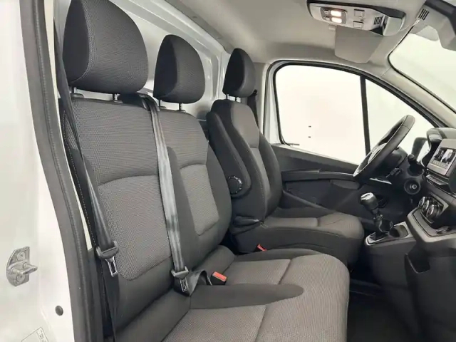 Renault Trafic fgn l2h1 3000 kg blue dci 130 — photo 23